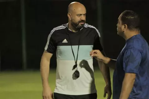 كهرباء الإسماعيلية يكشف لـ"يلا كورة" موقف رضا شحاتة بعد هبوط الفريق